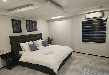 Hotel Carousel Angeles City Room Image