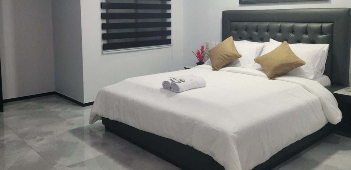  Hotel Carousel - Walking Street - Angeles City – Hotel Room Image